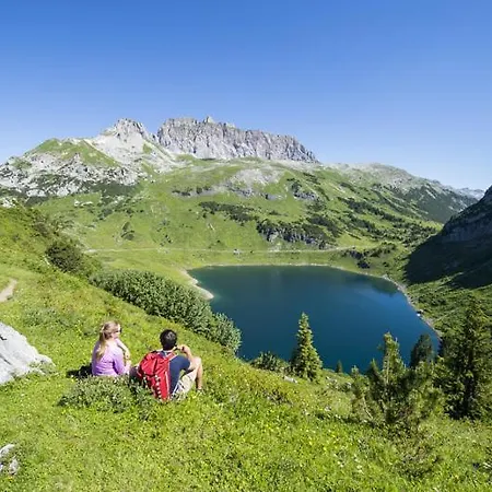 Gaestehaus Zum Baeren Apartment Wald am Arlberg