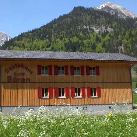 Gaestehaus Zum Baeren * Dalaas